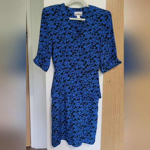 Dresses & Skirts - Vibrant 80's vintage dress